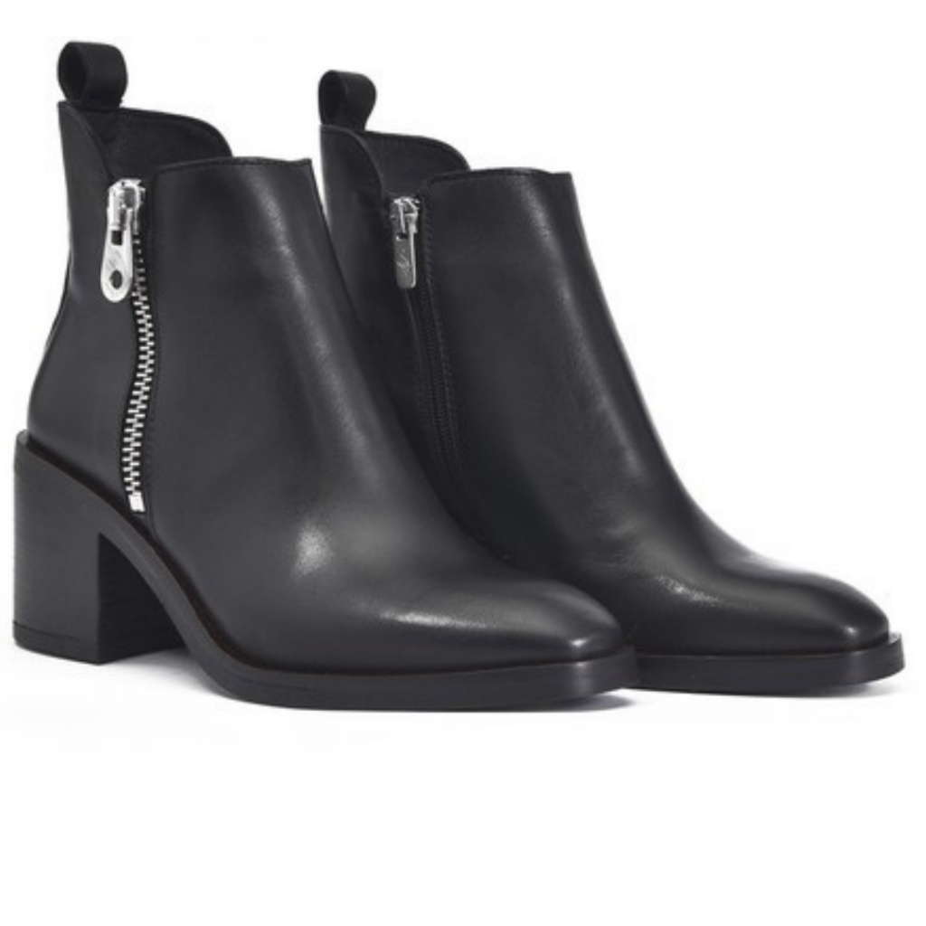 Botín de mujer piel negro ALPE SHOES pareja