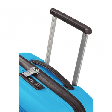 maleta de cabina American Tourister  celeste detalle asa