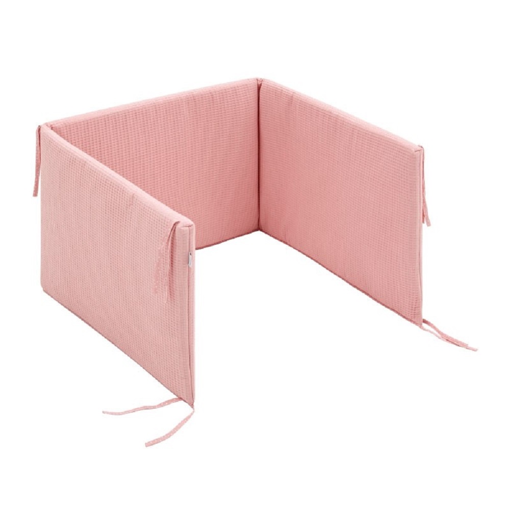 Detalle protector cuna forest cambrass