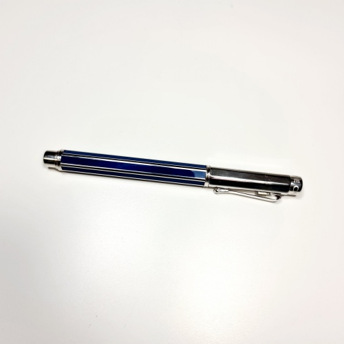 Pluma estilográfica Caran d'Ache