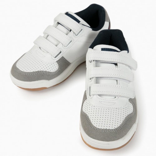 zapatillas blancas con velcros 3
