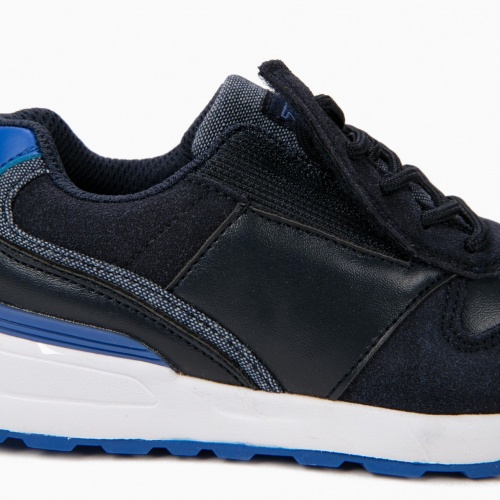 ZAPATILLA VELCRO Y CORDON  4